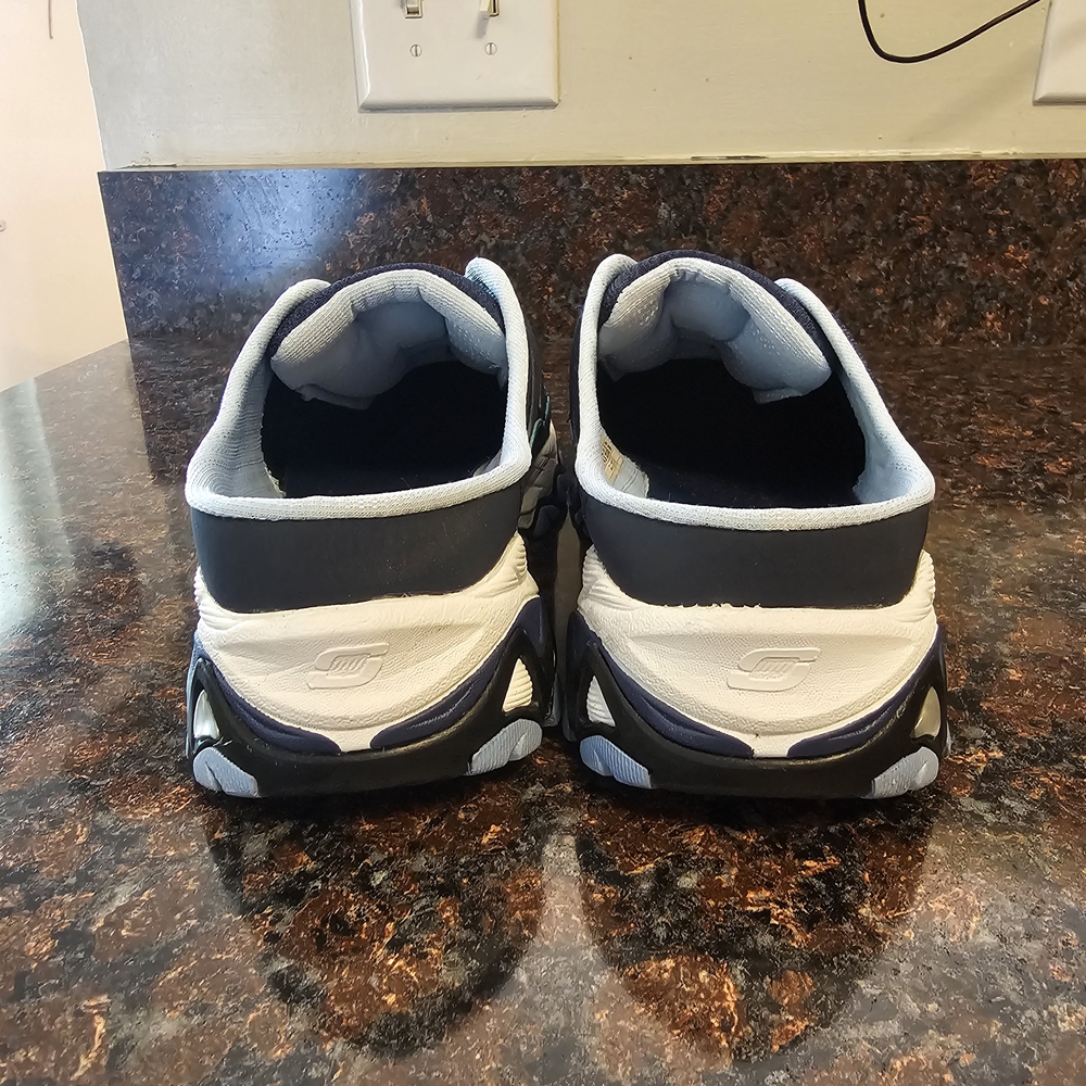 Skechers Encore Sneakers - Picture 3 of 10